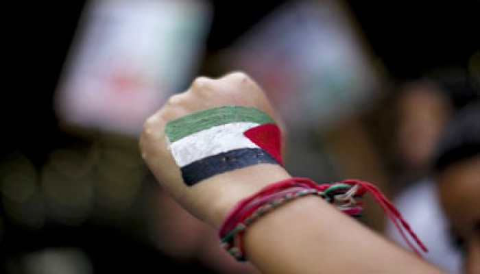 حماس تطالب بدعم الوحدة الفلسطينية