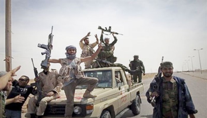تقدم لثوار ليبيا نحو مصراتة.. ومعارك بطرابلس