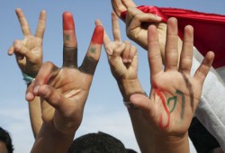 مظاهرات ثوار سوريا تتحدَّى قمع بشار الأسد