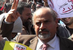 عمار والنمنم وشركاؤهما.. لا يتعلمون أبدًا!