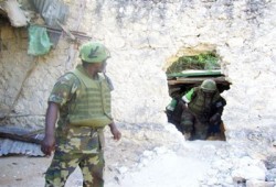 استشهاد 5 في اقتحام مسلحين مسجدًا بالصومال