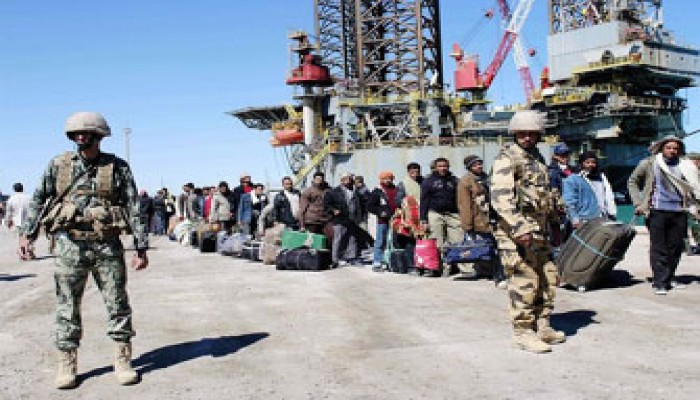 العائدون من ليبيا.. شهادات حية على إجرام القذافي