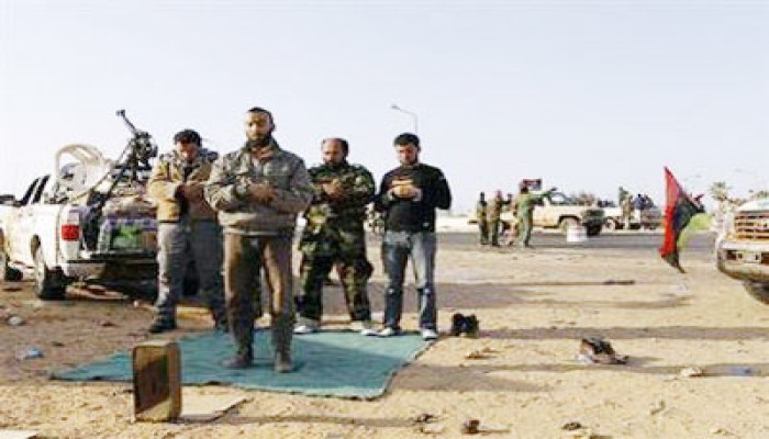 ثوار ليبيا يمشطون النوفلية ويتجهون نحو سرت
