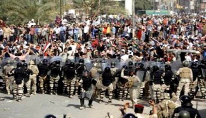 آلاف المتظاهرين في "جمعة الرباط" بالعراق