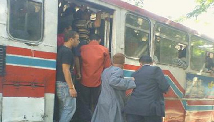 مواصلات للبنات فقط.. مطلب مشروع