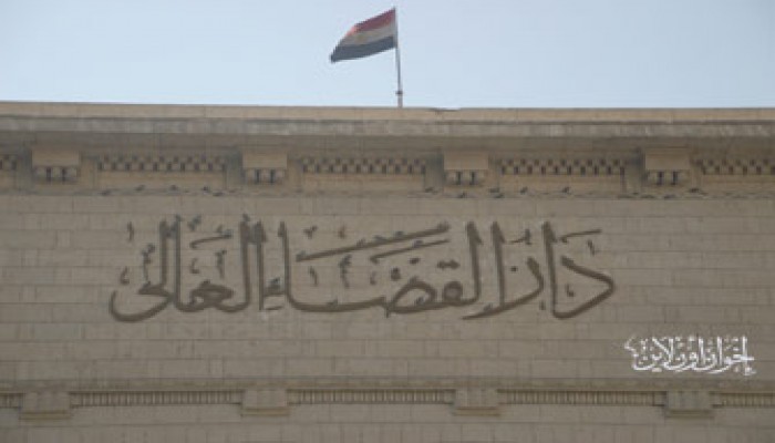 أوائل الحقوق يطالبون بالتعيين في الهيئات القضائية