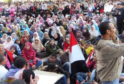 انتفاضة طلابية لتطهير الجامعات من "الوطني"