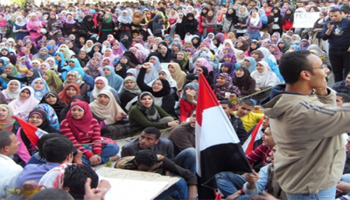 انتفاضة طلابية لتطهير الجامعات من "الوطني"