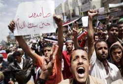 47 شهيدًا في اليمن.. وشباب الثورة يرفضون حوار الطاغية