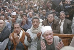 وفد من جامعة أسيوط يزور قرية صول
