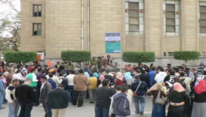 لائحة طلابية جديدة والاستعانة بالجيش لتأمين الجامعات