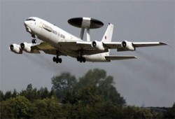 أوباما والناتو يبحثان عن ذريعة لغزو ليبيا