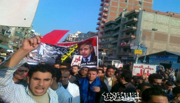 لجنة "تقصي الحقائق": قتل المتظاهرين جرى بأوامر العادلي