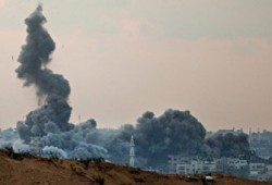 إصابة 11 فلسطينيًّا في قصف صهيوني لغزة