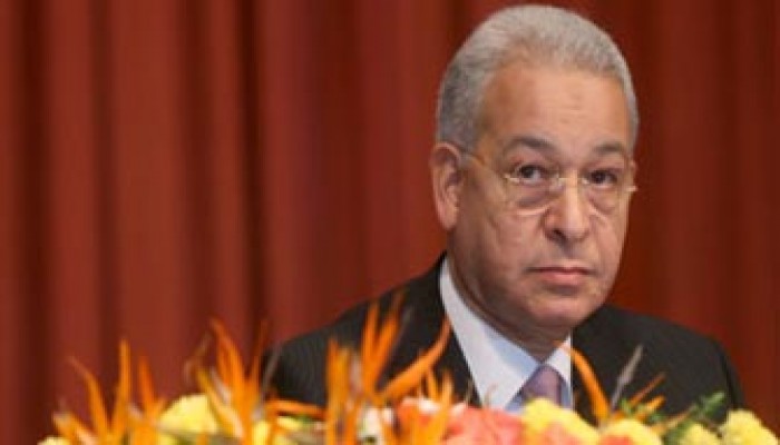 أساتذة الجامعات يطالبون بإصلاحات شاملة تبدأ بإقالة هلال