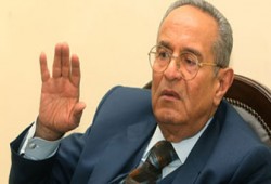 الإثنين.. "الوفد" يحسم موقف النواب المخالفين