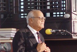 فوز 3 شعراء بجائزة الشاعر محمد التهامي