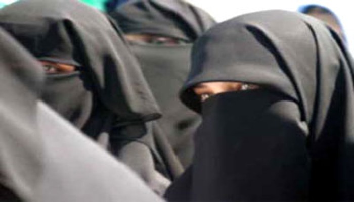 مطالب قانونية لرئيس جامعة القاهرة باحترام النقاب