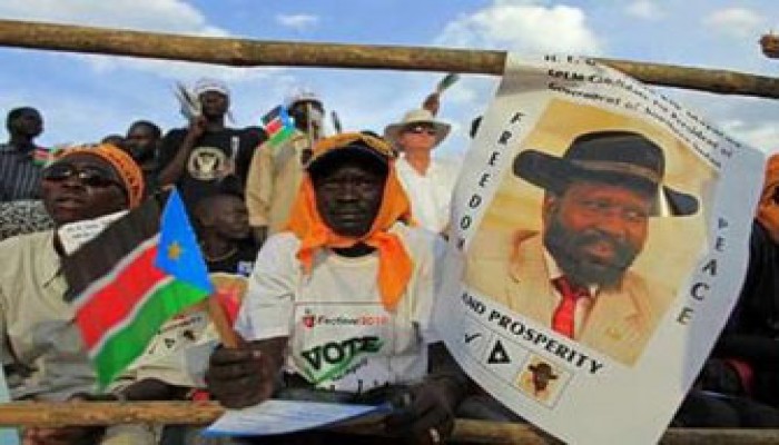 خبراء: أمريكا تريد تقسيم السودان "بالإكراه"!