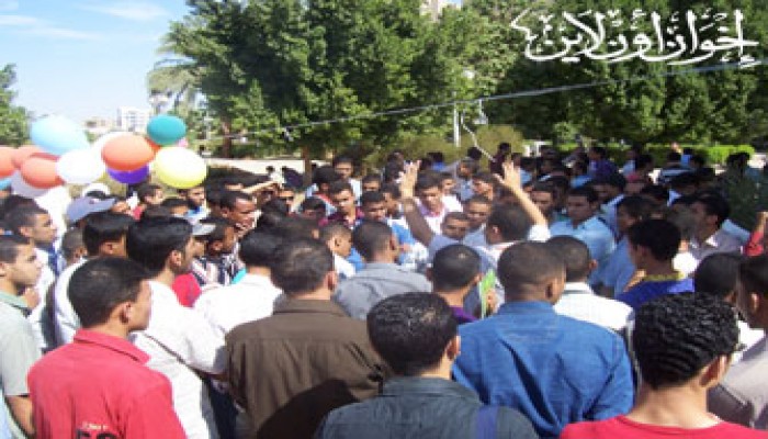 طلاب الأزهر بأسيوط يدعون لإسقاط البرلمان الزائف