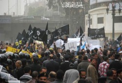 تحت شعار "باطل".. الآلاف يتظاهرون ضد برلمان التزوير