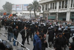 حصار أمني لمظاهرة رفض برلمان التزوير