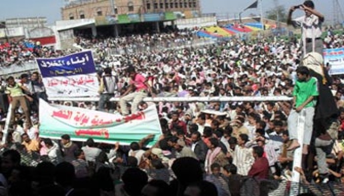 اليمن.. مهرجان جماهيري حاشد لأحزاب "اللقاء المشترك"