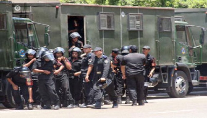 حصار دائرة مشتول السوق تحسبًا لعنف "الوطني"