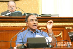 القضاء يحكم ببراءة 4 من أنصار مصطفى محمد