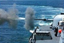 قصف صهيوني لقوارب الصيادين في رفح