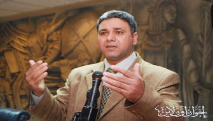 د. أحمد دياب: "الوطني" مصاب بكساح سياسي