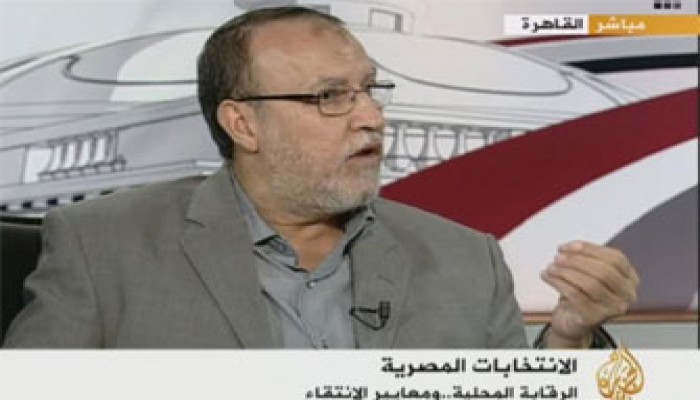 د. العريان لـ(الجزيرة): النظام يريد إجراء الانتخابات في الظلام