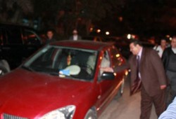 عصام مختار ومنال أبو الحسن يواصلان جولاتهما المكثفة