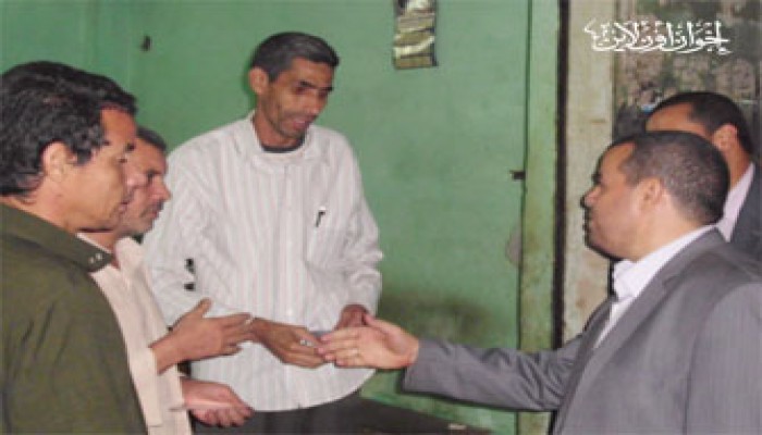 أهالي "الطرفاية" يؤيدون مرشح الإخوان بالبدرشين