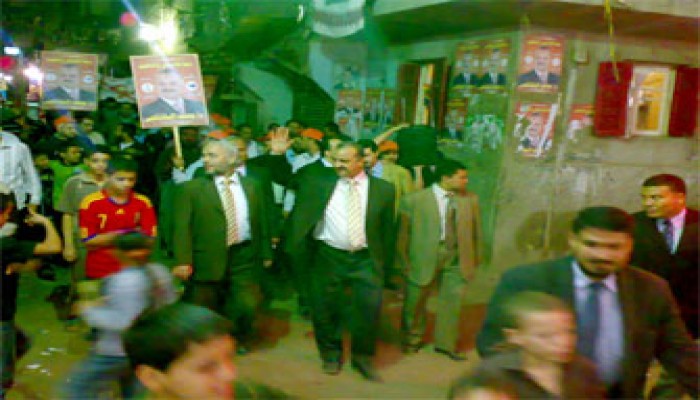 البلتاجي يواصل جولاته.. و"عزبة عثمان" تجدد العهد