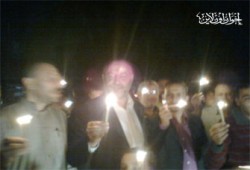 مسيرة بالشموع لراضي وغنية في "ميت العطار"