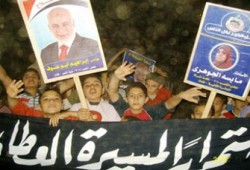 "برمبال القديمة" تستقبل الجوهري بالعطور والحلوى