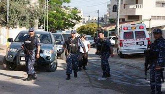 انشقاق "ضباط أحرار" عن الأجهزة الأمنية لعباس