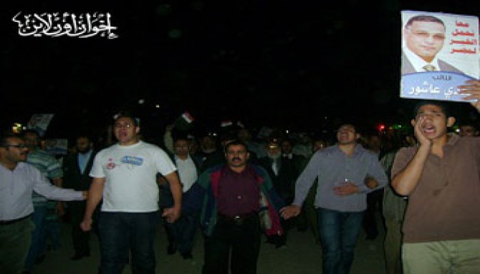 فض مسيرة مجدي عاشور بالقوة واعتقال 13!