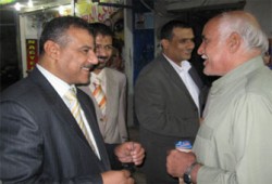 جولة لمرشح الإخوان بـ"الزاوية" رغم التضييقات الأمنية!