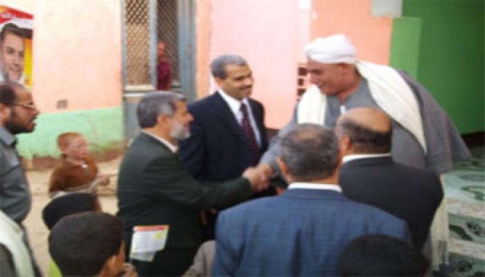 زهران يواصل جولاته الانتخابية ببني سويف