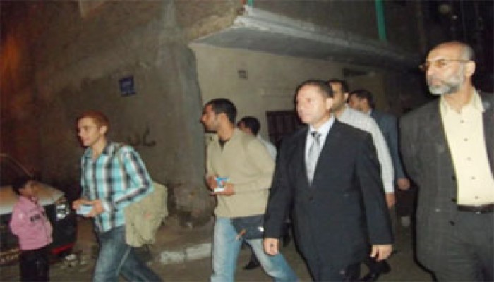 "العجوزة" تعد عصام الشاهد بالتصدي للتزوير