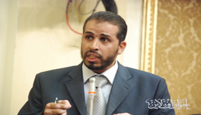 شيخ "الفيما" يهدد بإطلاق الرصاص على أنصار مرشحي الإخوان!