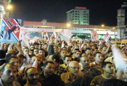 المحلة تهتف: "الإسلام هو الحل شرع الله عزَّ وجلَّ"