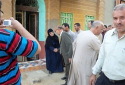 أهالي العدوة يجددون الثقة بنائب الإخوان
