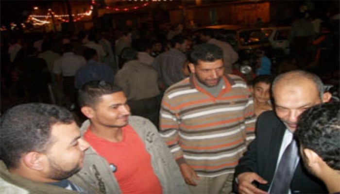 التفاف شعبي حول د. عمارة بـ"الغنيمة"