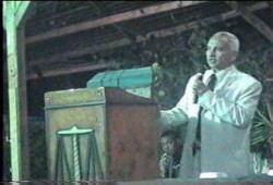 اعتقال مراسل (إخوان أون لاين) بأسوان.. و"الصحفيين" تستنكر