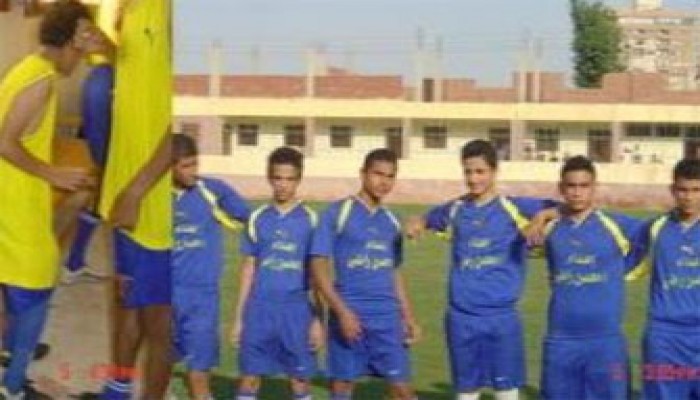 الأمن يحرق "زي" فريق كرة يحمل اسم محسن راضي