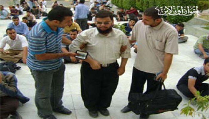 "أحمد عمر".. طالب كفيف شرَّده الأمن على أعتاب الأزهر!