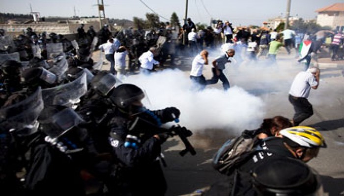 حماس تدعو الفلسطينيين للصمود في مواجهة الاحتلال